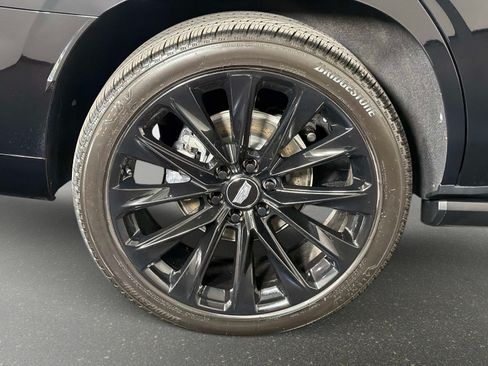 Used 2026 Cadillac Escalade Platinum Sport w/ LPO, ONYX Package AWD/4WD image 18