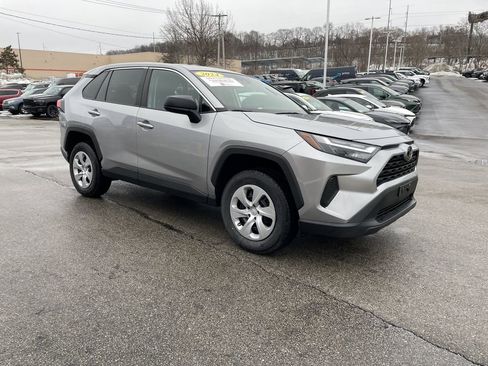 Used 2024 Toyota RAV4 LE image 6