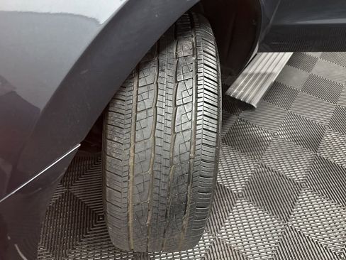 Used 2024 Ford Expedition Limited image 42