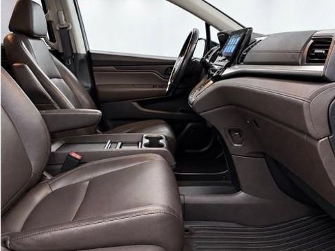 Used 2018 Honda Odyssey EX-L image 18
