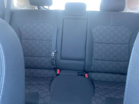 Used 2019 Kia Niro LX FWD image 10