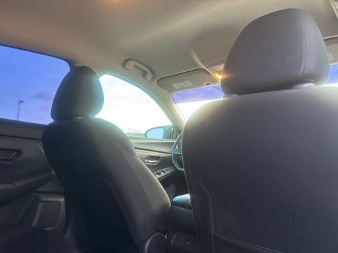 Used 2024 Nissan Sentra SV w/ All-Weather Package FWD image 28