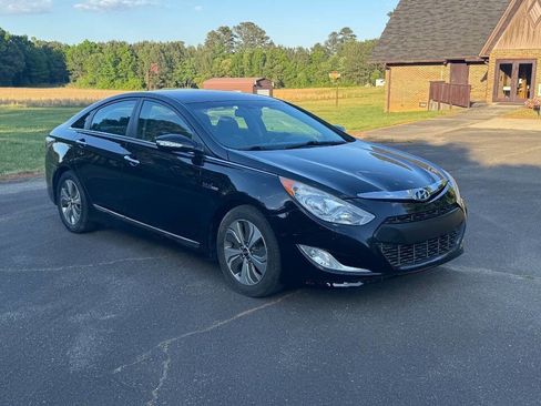 Used 2013 Hyundai Sonata Limited FWD image 2