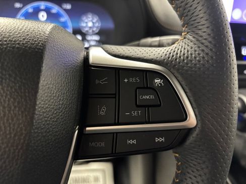 Used 2026 Toyota Sienna XLE Woodland Edition AWD/4WD image 20