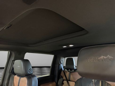 Used 2023 Chevrolet Silverado 2500 High Country w/ Z71 Off-Road Package image 38