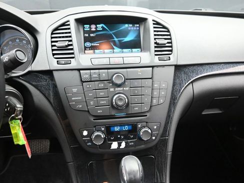 Used 2011 Buick Regal CXL Turbo w/ TO7 Preferred Equipment Group FWD image 15