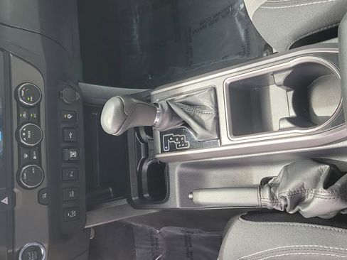 Used 2022 Toyota Tacoma TRD Sport w/ Technology Package image 26