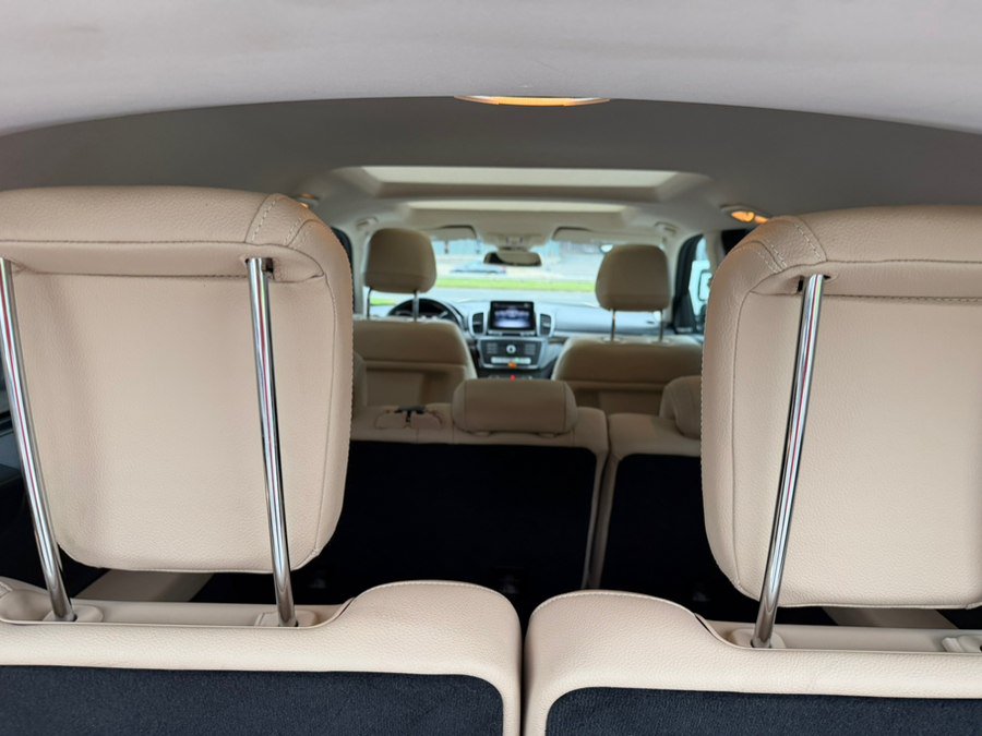 Used 2019 Mercedes-Benz GLS 450 4MATIC image 20