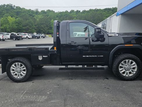 Used 2024 GMC Sierra 2500 Pro w/ 1SA Pro Safety Plus Package AWD/4WD image 5