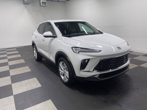 Used 2026 Buick Encore GX Preferred w/ Comfort Package image 6