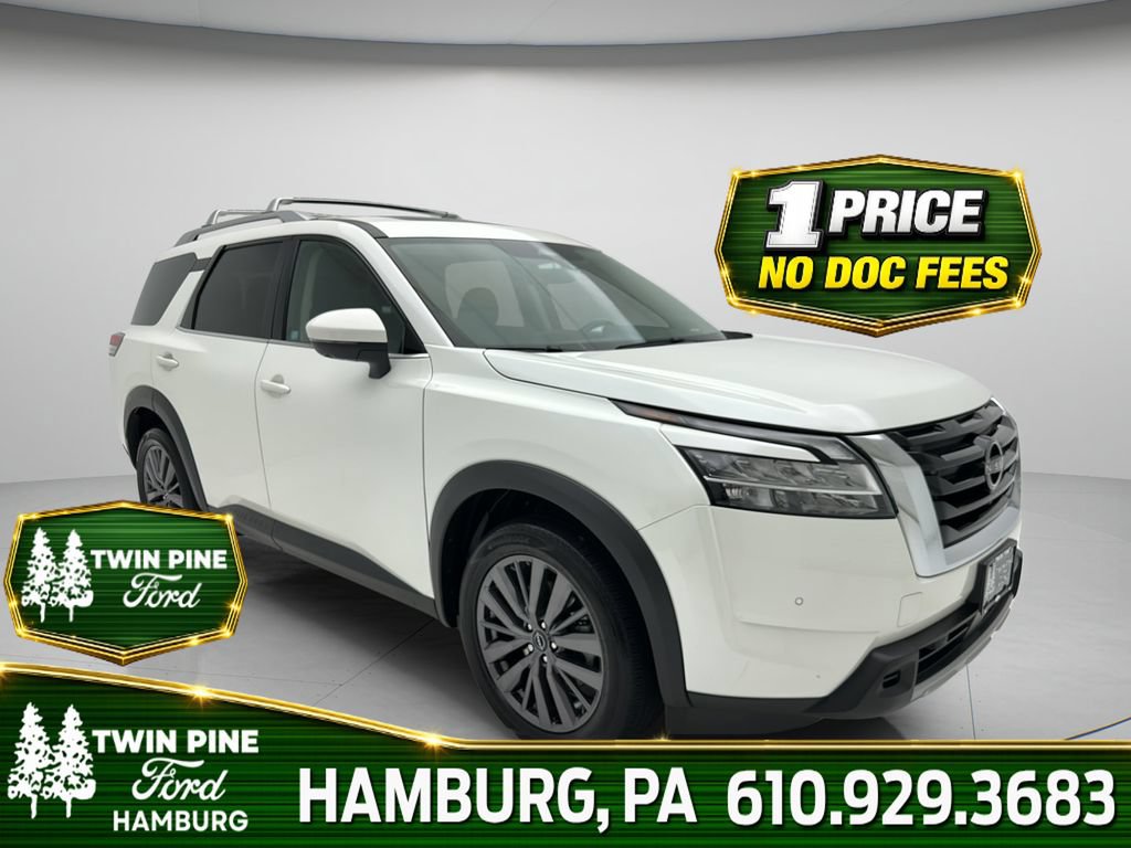 Used 2023 Nissan Pathfinder SL w/ SL Premium Package AWD/4WD image 1