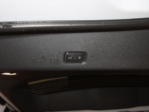 New 2026 Ford Expedition Active image 34