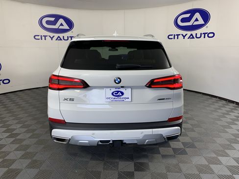 Used 2021 BMW X5 xDrive40i w/ Premium Package AWD/4WD image 4