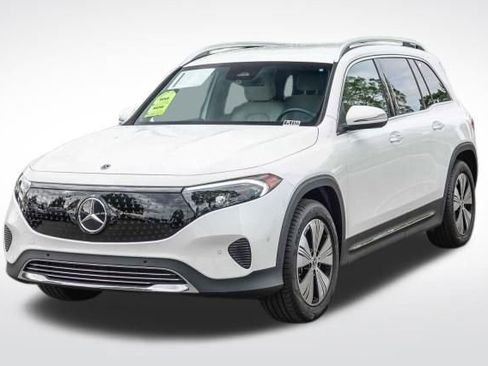 Certified 2024 Mercedes-Benz EQB 300 4MATIC image 3