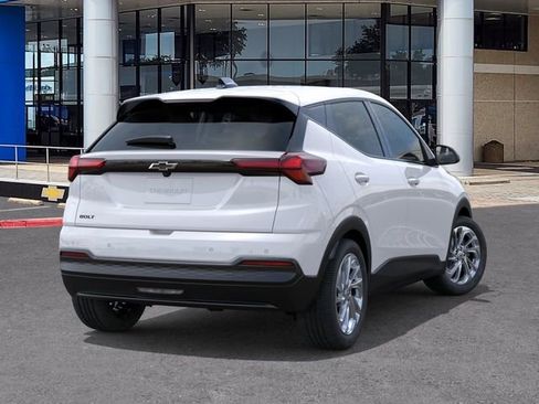 New 2027 Chevrolet Bolt LT w/ Comfort Package FWD image 4
