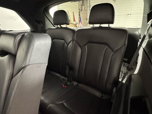 Used 2019 Audi Q7 3.0T Premium Plus w/ Premium Plus Package AWD/4WD image 32
