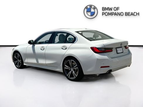Used 2024 BMW 330i Sedan w/ Convenience Package RWD image 5