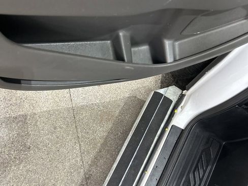 Used 2024 Ford Transit 250 Low Roof w/ Exterior Upgrade Package image 13