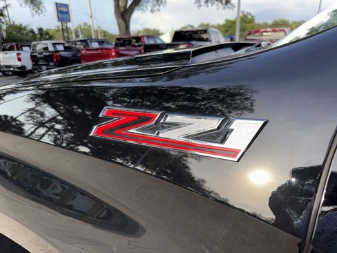 Used 2023 Chevrolet Silverado 1500 RST AWD/4WD image 18