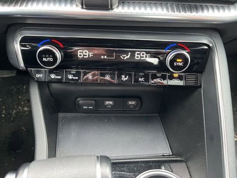 Used 2022 Kia K5 GT image 10