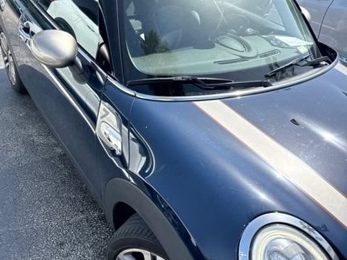 Used 2017 MINI Cooper S FWD image 2