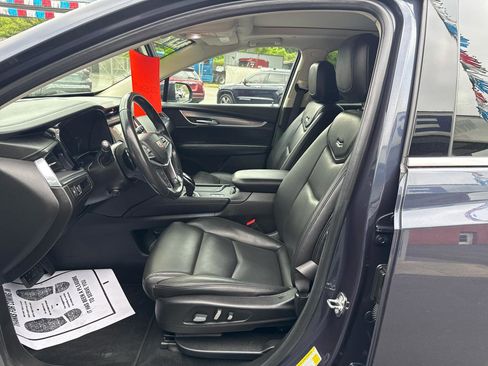 Used 2019 Cadillac XT5 Luxury AWD/4WD image 10