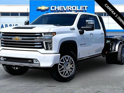 Used 2022 Chevrolet Silverado 3500 High Country AWD/4WD image 2