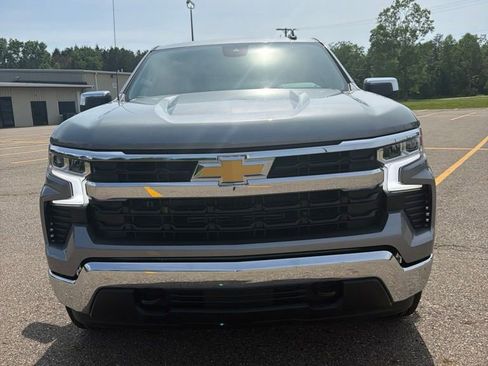 New 2026 Chevrolet Silverado 1500 LT AWD/4WD image 2
