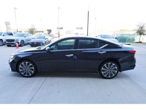 Used 2023 Nissan Altima 2.5 SL image 5