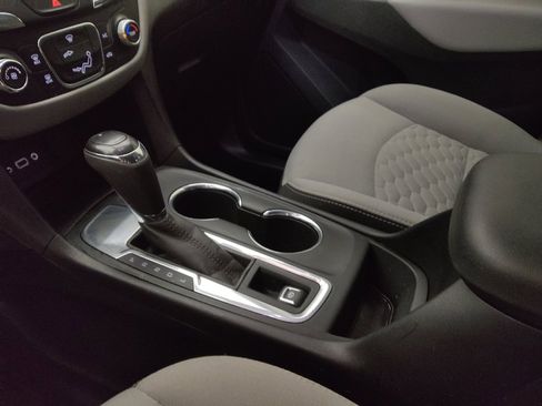 Used 2020 Chevrolet Equinox LS w/ LS Convenience Package image 26