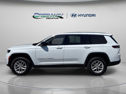 Used 2023 Jeep Grand Cherokee L Laredo RWD image 4