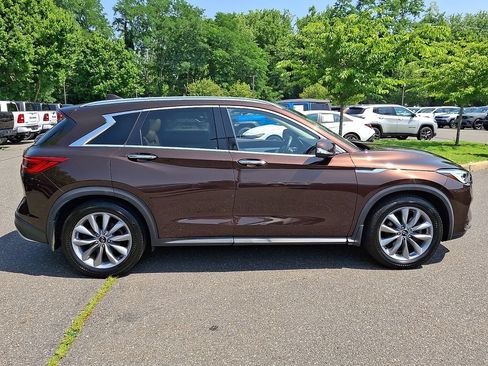 Used 2020 INFINITI QX50 Luxe w/ Navigation Package AWD/4WD image 7