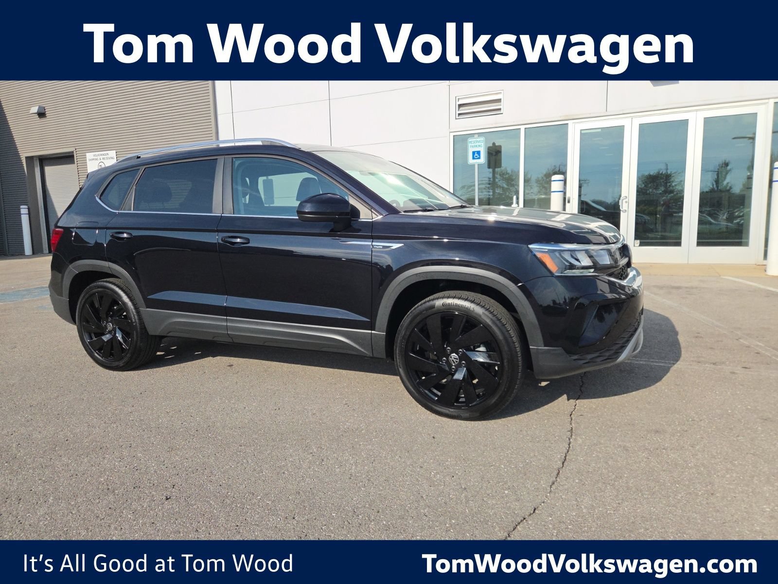 Certified 2024 Volkswagen Taos SE w/ Black Wheel Plus Package AWD/4WD image 1