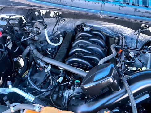 Used 2016 Ford F150 Lariat AWD/4WD image 33