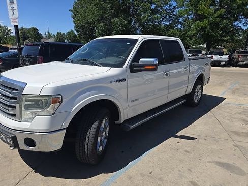 Used 2014 Ford F150 Lariat w/ Equipment Group 502A Luxury AWD/4WD image 4