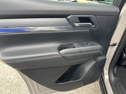 Used 2025 GMC Terrain Elevation image 48