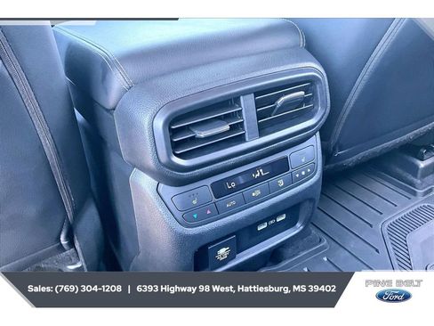 Used 2023 Honda Pilot Elite image 25