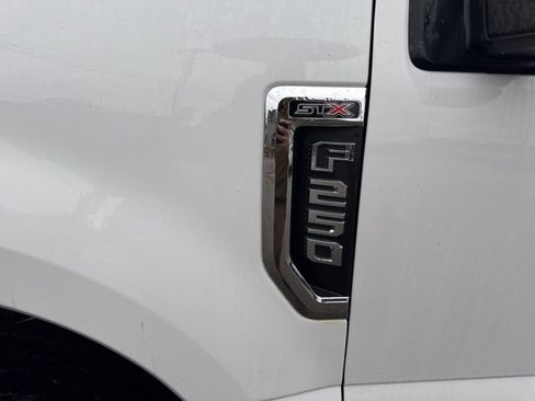 Certified 2021 Ford F250 XL w/ STX Appearance Package image 10