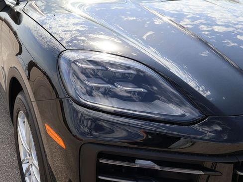 New 2026 Porsche Cayenne AWD/4WD image 14
