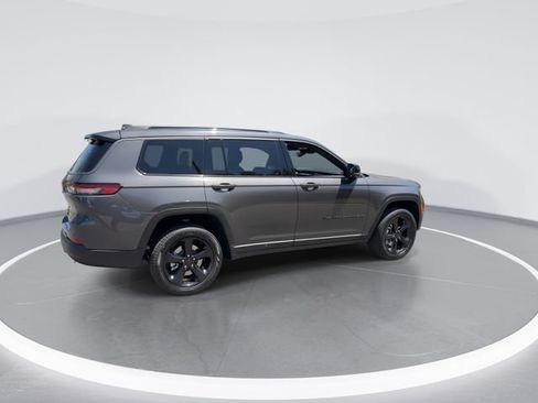 New 2026 Jeep Grand Cherokee L Limited AWD/4WD image 8