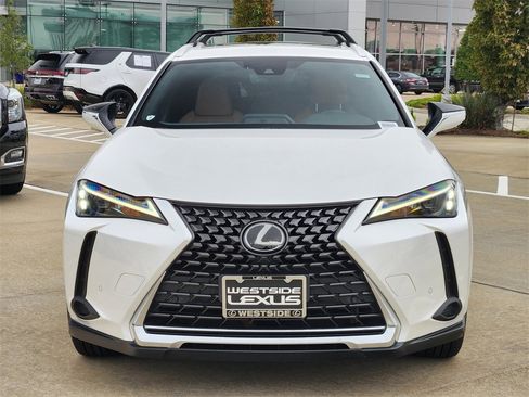 Used 2023 Lexus UX 250h FWD w/ Premium Package image 2