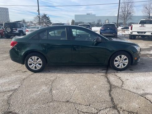 Used 2014 Chevrolet Cruze LS image 8