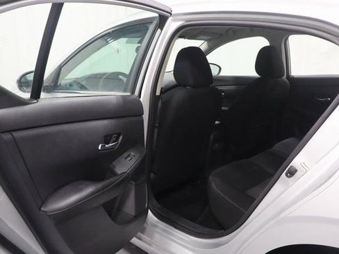 Used 2023 Nissan Sentra SV image 12