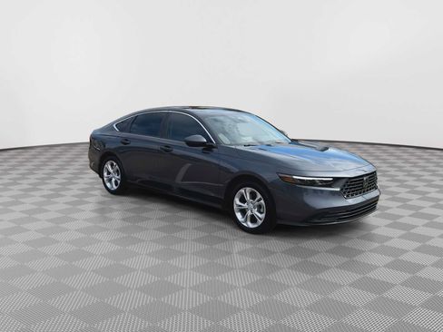 Certified 2025 Honda Accord LX image 2