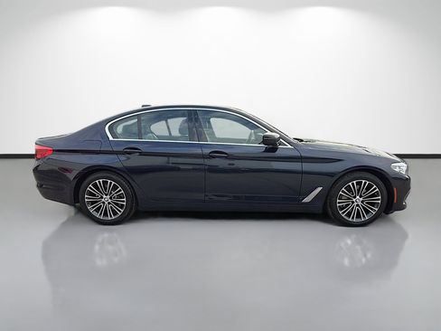 Used 2020 BMW 530i xDrive w/ Convenience Package AWD/4WD image 2