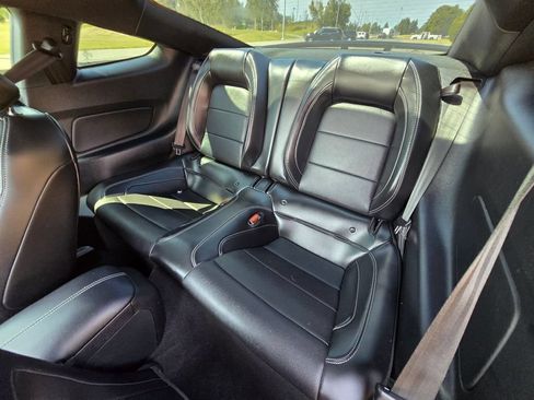 Used 2021 Ford Mustang GT Premium RWD image 12