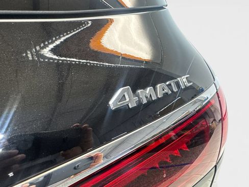 Used 2023 Mercedes-Benz GLS 580 4MATIC image 24