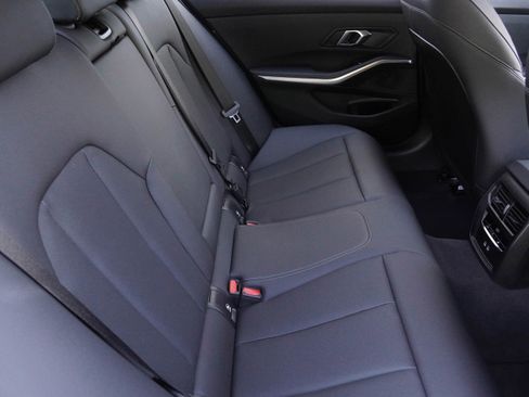 Certified 2025 BMW 330i Sedan RWD image 35