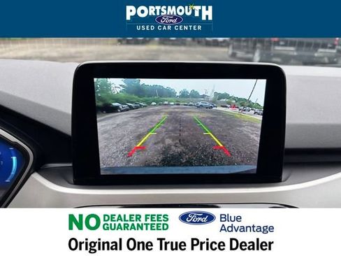 Used 2022 Ford Escape SEL w/ Technology Package image 8