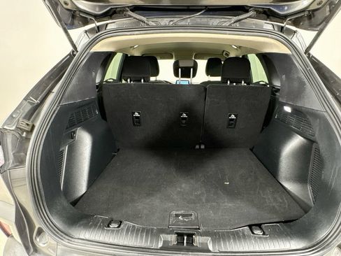 Used 2020 Ford Escape SE FWD image 32